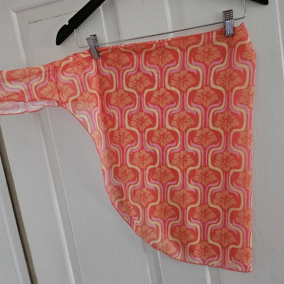 vibrant vintage inspired beach sarong - Picture 2 of 3